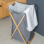 ESTIA ΚΑΛΑΘΙ ΑΠΛΥΤΩΝ BAMBOO ESSENTIALS 40x40x70cm ΜΕ ΘΗΚΗ ΠΟΛΥΕΣΤΕΡΑ ΠΤΥΣΣΟΜΕΝΟ ΓΚΡΙ - Image 3