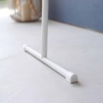 Yamazaki - Κρεμάστρα Ρούχων Με Βάση Σιδερώματος Tower Slim WH - Image 6