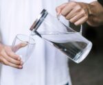 Andrea House - Γυάλινη Κανάτα Με Φίλτρο Στο Καπάκι 1.5L - Image 2