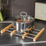 ESTIA ΒΑΣΗ ΜΑΓΕΙΡΙΚΟΥ ΣΚΕΥΟΥΣ BAMBOO ESSENTIALS ME ΑΝΟΞΕΙΔΩΤΟ ΑΤΣΑΛΙ ΠΤΥΣΣΟΜΕΝΗ 22x21.3x2.2cm - Image 4