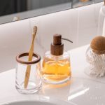 ESTIA ΑΝΤΛΙΑ ΣΑΠΟΥΝΙΟΥ ALLURE 320ml ΓΥΑΛΙΝΗ - Image 5
